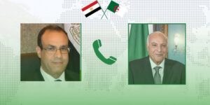 عطاف يستعرض مع نظيره المصري القضايا والمسائل ذات الاهتمام المشترك