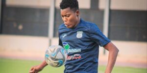 اتحاد خنشلة يتعاقد مع المدافع الدولي البنيني