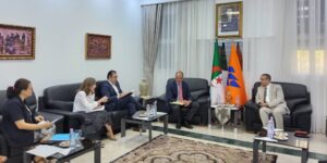 لعجال يتباحث سبل تعزيز العلاقات الاستثمارية في مجال الطاقة مع المكسيك