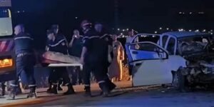 الحادث وقع إثر اصطدام بين حافلة لنقل العمال وسيارة.. وفاة ثلاثة أشخاص في حادث مرور بغليزان