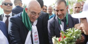 المترشح حساني شريف يلتزم من البويرة بتحقيق التنمية وفق مبدأ تكافئ الفرص