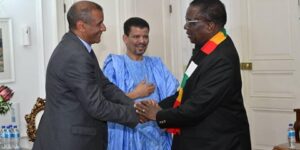 “محمد يسلم” يستقبل من طرف الرئيس الزيمبابوي و الاخير يجدد دعم بلاده لكفاح الشعب الصحراوي