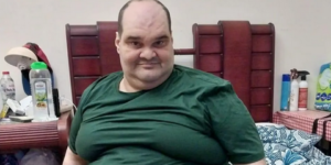 نتيجة مضاعفات إصابته بمرض السكري.. وفاة الفنان المصري محمود بندق