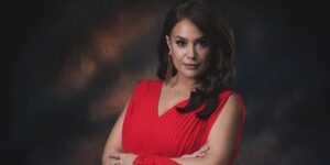 آخرهن وأبرزهن هند صبري.. نجمات يجلسن على كرسي الإخراج بعد تألقهن في التمثيل