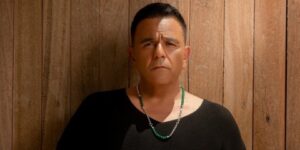 بسبب تصرفاتهم الغريبة.. نجوم يفقدون محبة عدد من محبيهم