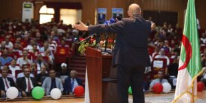 التوجهات المستقبلية للجزائر تتصدر البرامج الانتخابية للمترشحين