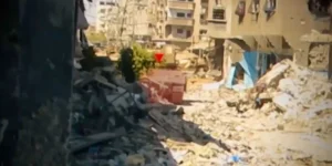 بالتزامن مع محاولات توغل للعدو.. قصف كثيف بأحياء في غزة والمقاومة تستهدف جنودا وآليات