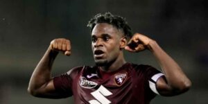 رئيس تورينو: زاباتا سيحمل شارة قيادة الفريق