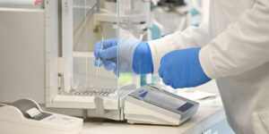 بداري يوجه تعليمات للجامعات لتحسين ظروف الأساتذة الباحثين ومدراء البحث