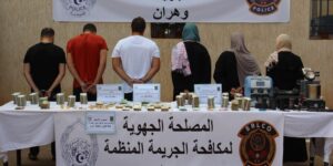 مطار وهران: إحباط عملية تهريب الأموال وحجز أزيد من 4 كلغ من الذهب