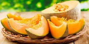 مطبخك الصحي.. فوائد البطيخ الأصفر “الكانتالو”