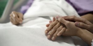 الصحة.. تاج فوق رؤوس الأصحاء