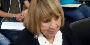 المسابقة الأدبية الوطنية “أم سهام” للقصة القصيرة.. تتويج فتيحة مزياني بالجائزة الأولى