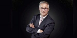 سمير تومي يلتقي جمهوره في أمسية فنية