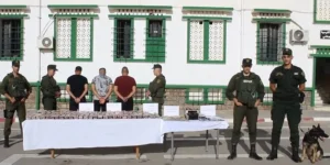 “الدرك الوطني بتلمسان يوقف ثلاثة أشخاص ويحجز 8915 قرص مهلوس” 