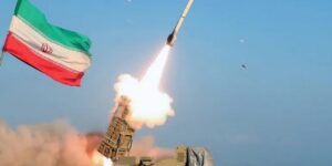 إيران تبدأ هجوما صاروخيا على الاحتلال.. صافرات إنذار والمستوطنون يفرون للملاجئ