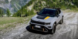 اصدار محدود جاهز للطرق الوعرة.. جيب أفنجر 4xe The North Face Edition