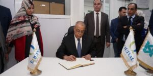 عون يشيد بإنجاز الدراسة الأولى للتكافؤ الحيوي لمضاد حيوي “أموكسيسيلين”