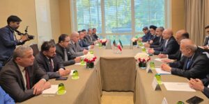 بوغالي يجري محادثات مع رئيس مجلس الشورى الإيراني بجنيف