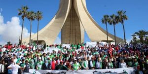 “ملحمة الرمال”.. أول إنتاج لديوان رياض الفتح