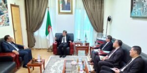 بداني يناقش سبل تطوير نشاط تربية المائيات في المياه العذبة بتيارت