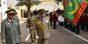 الفريق أول شنقريحة يزور مقر الأركان العامة للجيوش الموريتانية