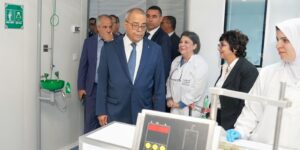 عون يدشن مخبرا صيدليا ذات معايير عالمية