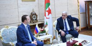بوغالي يستعرض العلاقات الثنائية بين الجزائر وموسكو مع نائب رئيس الدوما