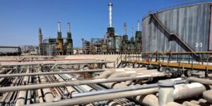 لأول مرة بعد شهرين.. إنتاج النفط الليبي يتجاوز عتبة مليون برميل يوميا