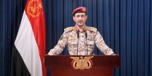 القوات اليمنية تستهدف قاعدة عسكرية صهيونية بصاروخ “فلسطين 2”