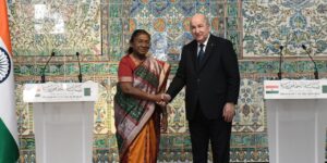 تطابق وجهات النظر بين الجزائر والهند في الملفات الإقليمية والدولية الراهنة والاتفاق على مواصلة الجهود المشتركة لاستتباب السلم والأمن الدوليين