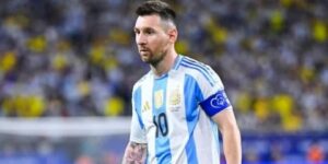 ماسكيرانو: ميسي يتميز بقدرات دفاعية جيدة