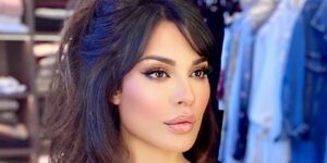 نادين نجيم تعيد نشر فيديو للقذافي.. لن تكون ملاذات آمنة للعرب أمام مخططات الصهاينة