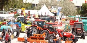 فتح باب التسجيلات لطلب استيراد خطوط ومعدات الانتاج والعتاد الفلاحي