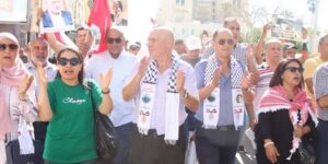 مسيرة شعبية  تجوب شوارع مدينة صفاقس التونسية إحتفاء بالذكرى الأولى لطوفان الأقصى