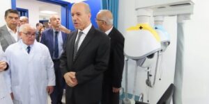 سايحي.. يعاين عيادة متعددة الخدمات ببلدية الدار البيضاء ويدشن مستشفى خاصا للصحة النفسية