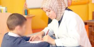 “الدمج في التعليم”.. هل هو السبيل للتعايش وتقبل الآخر؟