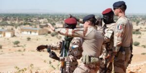 التشاد تعلن إلغاء اتفاقية التعاون الدفاعي و الأمني مع فرنسا