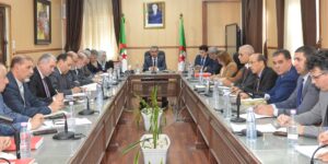 سعداوي يسدى جملة من التعليمات حول الاختبارات والتدفئة وتسجيلات التلاميذ