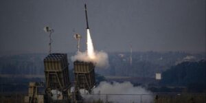 صواريخ ومسيرات نحو إيلات والجليل