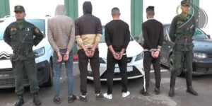 البويرة: الدرك الوطني يوقف 4 أشخاص قاموا بمناورات خطيرة وعرقلة حركة المرور