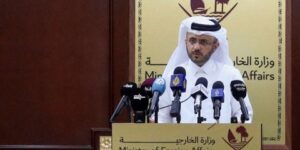 قطر تنفي الانسحاب من ملف الوساطة بغزة وغلق مكتب حماس بالدوحة
