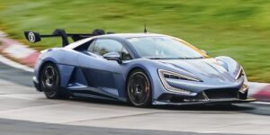 سيارة Yangwang U9 الكهربائية