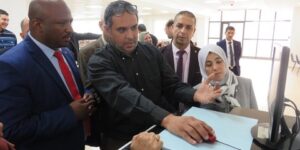 عفيف.. المنحنى الرقمي الذي تسير عليه الجامعة الجزائرية أمر جيد ينبغي تشجيعه