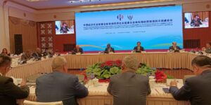 خرفي تبرز بشنغهاي الإنجازات التي حققتها الجزائر اقتصاديا واجتماعيا