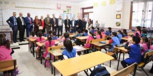 لجنة التربية بالبرلمان تطلع على المناهج المستعملة في تطبيق المقررات التعليمية