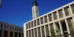 جامع الجزائر يعلن غلق التسجيلات الخاصة باليوم الدراسي حول “نُظُم المعلومات الجغرافية”