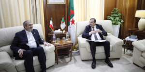 إيران تعلن اهتمامها بتعزيز العلاقات الاقتصادية مع الجزائر في مجال الطاقة