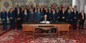 بحضور كبار المسؤولين في الدولة.. الرئيس تبون يوقّع على قانون مالية 2025