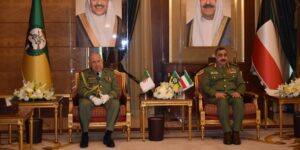 الفريق أول شنقريحة يلتقي مع وكيل الحرس الوطني الكويتي